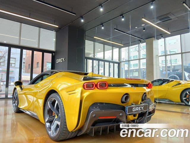 Ferrari SF90 스파이더, 2022 4