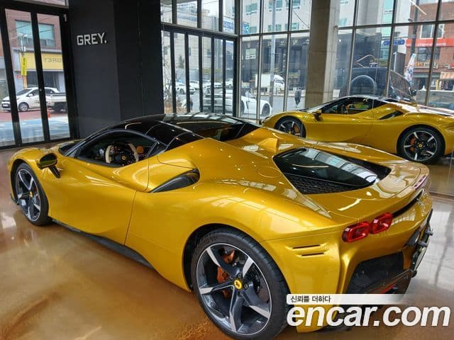 Ferrari SF90 스파이더, 2022 все фото