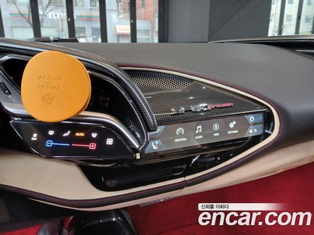 Ferrari SF90 스파이더, 2022 15