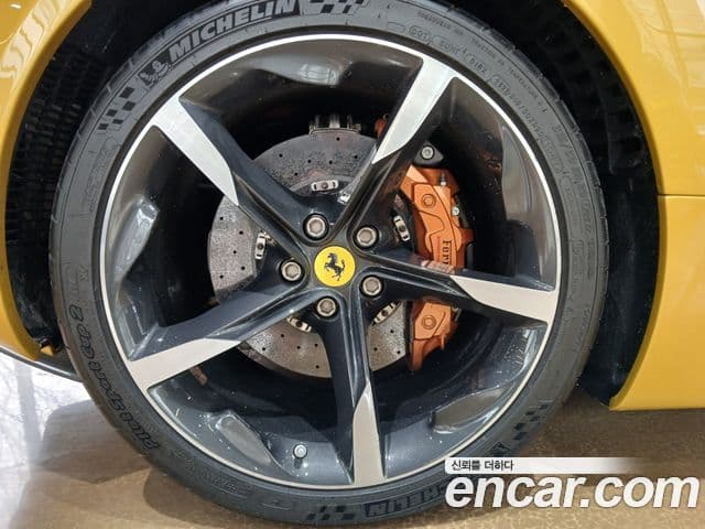 Ferrari SF90 스파이더, 2022 19