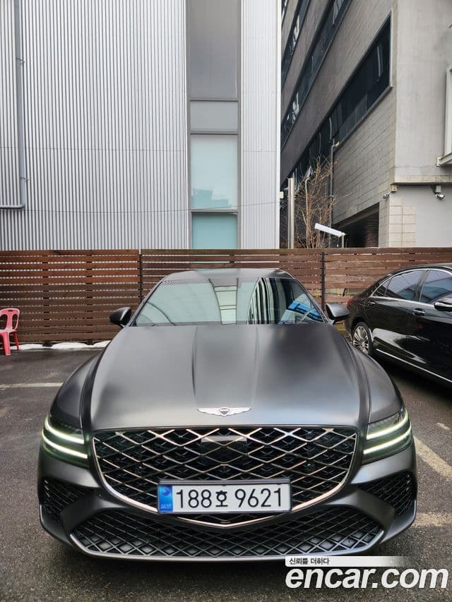 Genesis G80 (RG3) бензин 2.5 турбо AWD, 2027 3