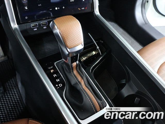 KG모빌리티(SsangYong) Torres T7, 2023 11