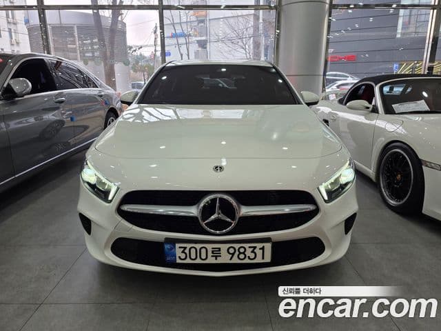 Mercedes-Benz A-класс W177 A220 хэтчбек, 2022 3