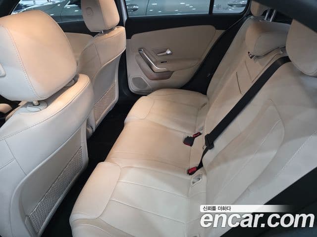 Mercedes-Benz A-класс W177 A220 хэтчбек, 2022 11