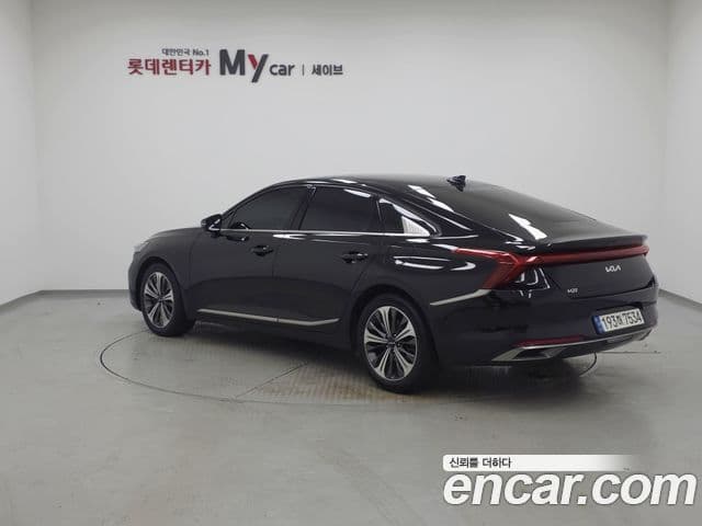 Kia K8 Signature, 2023 3