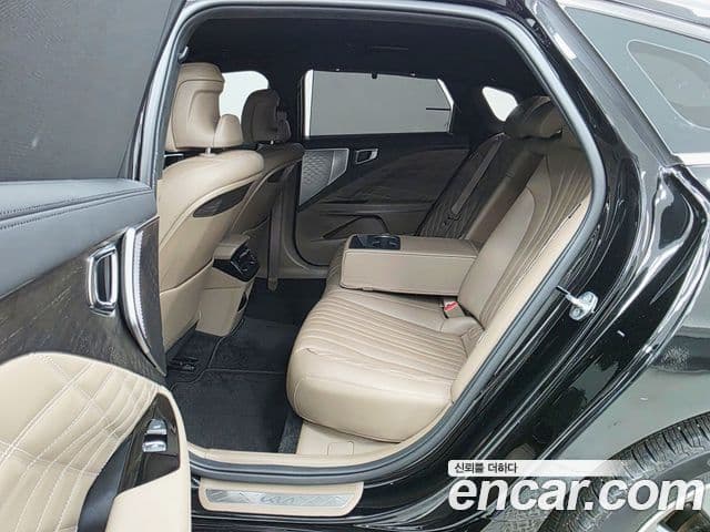 Kia K8 Signature, 2023 10