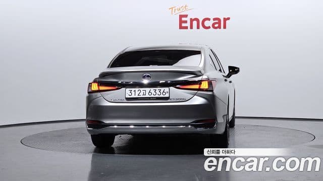 Lexus ES300h 7세대 Luxury, 2019 4