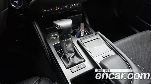 Lexus ES300h 7세대 Luxury, 2019 9