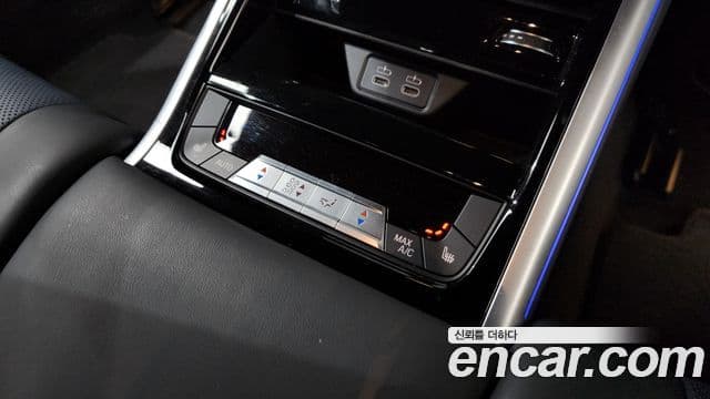 BMW 8시리즈 (G15) 840i xDrive M Sport Gran Coupe, 2021 19