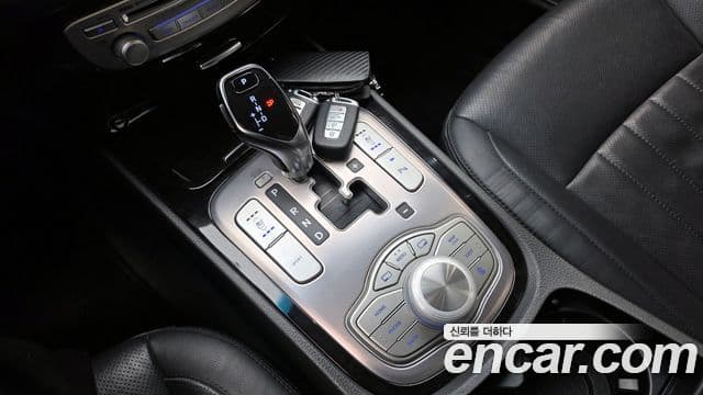 Hyundai Genesis Special, 2013 9