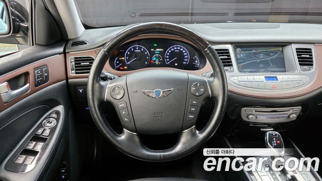 Hyundai Genesis Special, 2013 13