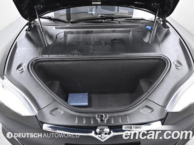 Tesla модель S, 2019 6