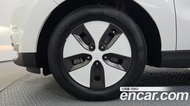 Kia Soul EV, 2016 все фото