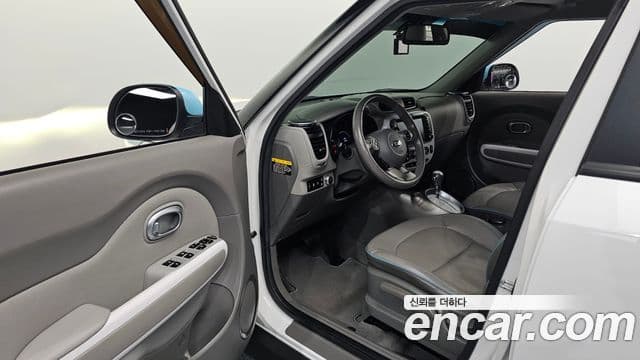 Kia Soul EV, 2016 10