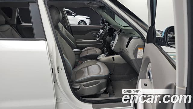 Kia Soul EV, 2016 12