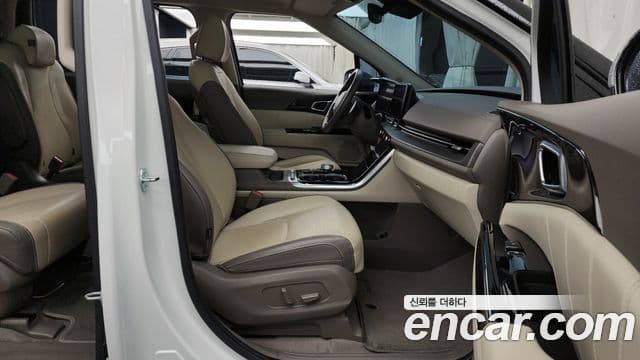 Kia Carnival 4세대 Signature, 2023 11