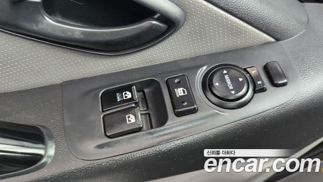 Hyundai Grand Starex Smart, 2018 16