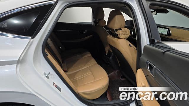 Hyundai Sonata гибрид (DN8) Inspiration, 2020 13