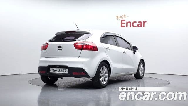 Kia All New Pride Deluxe, 2012 2