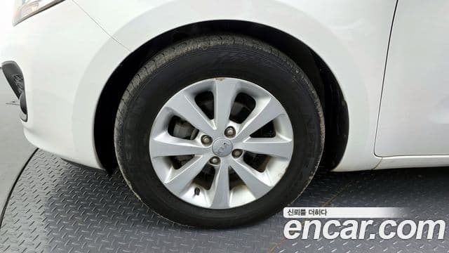 Kia All New Pride Deluxe, 2012 все фото