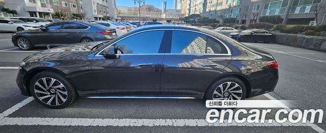 Mercedes-Benz E-класс W214 Exclusive, 2025 2