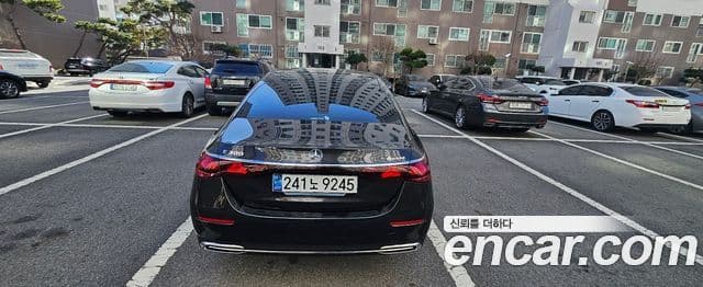 Mercedes-Benz E-класс W214 Exclusive, 2025 4