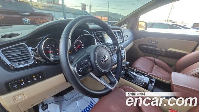 Kia All New Carnival Noblesse, 2017 7
