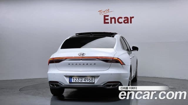 Hyundai The / новый New Grandeur IG гибрид Calligraphy, 2023 4