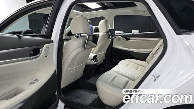 Hyundai The / новый New Grandeur IG гибрид Calligraphy, 2023 12