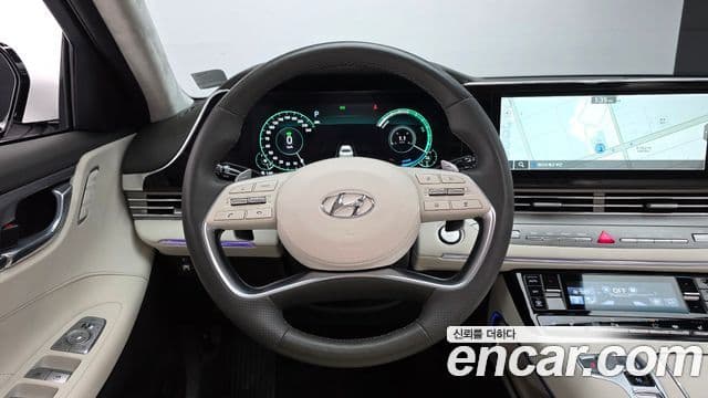 Hyundai The / новый New Grandeur IG гибрид Calligraphy, 2023 13