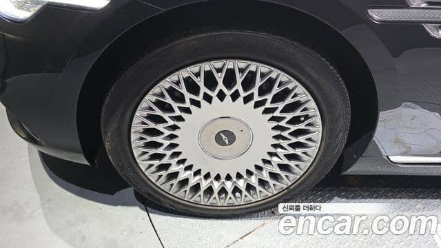 Genesis G90 Premium Luxury, 2019 все фото