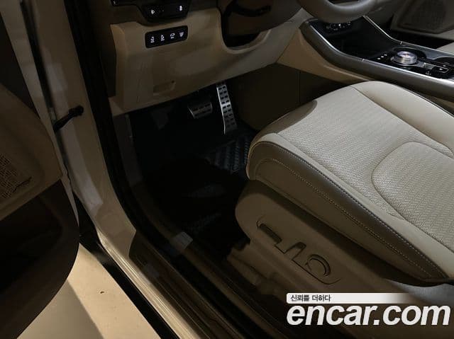 Kia The / новый New Carnival 4세대 HEV 9인승 X Line, 2026 11