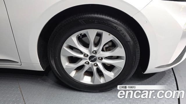 Kia K8 Noblesse, 2022 все фото