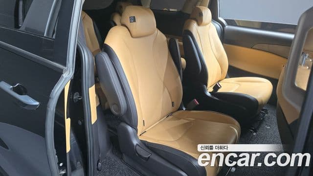 Kia Carnival 4세대 Prestige, 2022 12