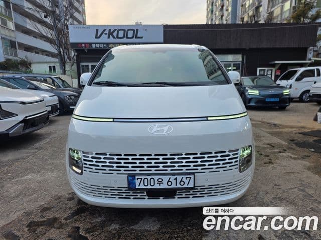 Hyundai Staria Modern, 2025 3