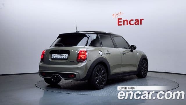 Mini Cooper S 3세대, 2019 2