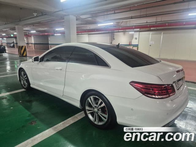 Mercedes-Benz E-класс W212 E200 купе, 2014 6