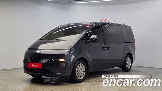 Hyundai Staria Modern, 2023 1