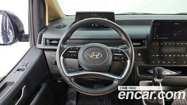 Hyundai Staria Modern, 2023 13