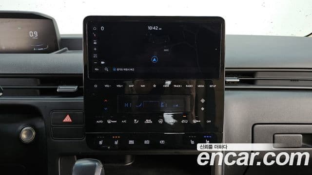 Hyundai Staria Modern, 2023 14