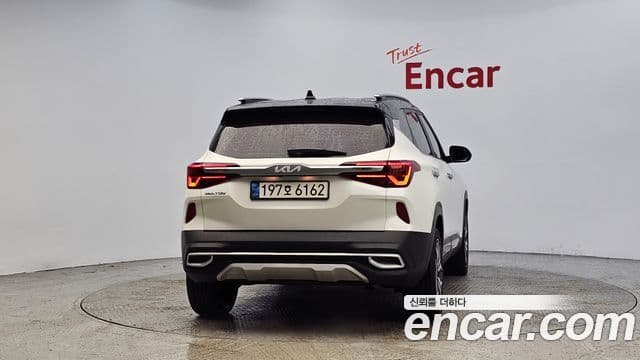 Kia Seltos Signature, 2023 4