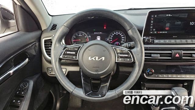 Kia Seltos Signature, 2023 13