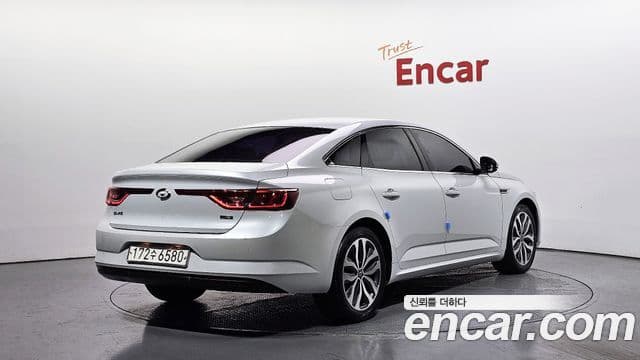 Renault Korea(Samsung) SM6 2.0 LPe LE (для людей с инвалидностью), 2016 2