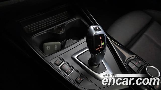 BMW 1시리즈 (F20) 118d Sport 5도어, 2016 9