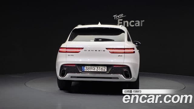 Genesis GV70, 2023 4