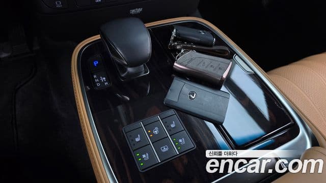 Lexus LS500h 5세대 3.5 Luxury AWD, 2023 9