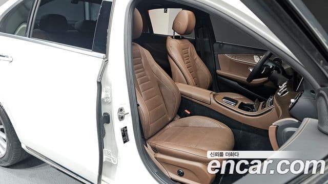 Mercedes-Benz E-класс W213 Exclusive, 2022 12