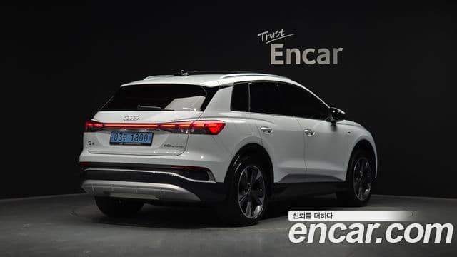 Audi Q4 e-Tron (F4) Premium, 2023 2