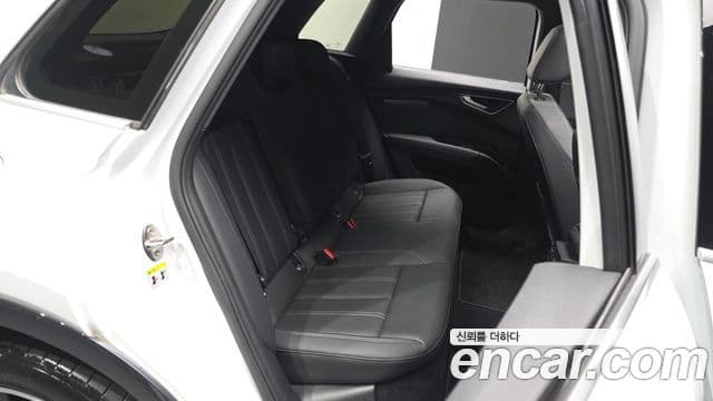 Audi Q4 e-Tron (F4) Premium, 2023 12