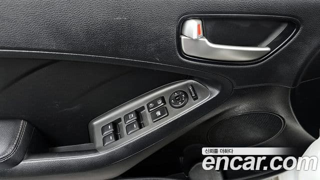 Kia The / новый New K3 Trendy, 2016 19